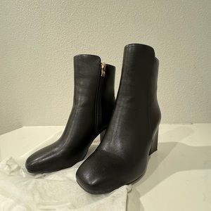 Brand New: Black Leather Ankle Boots Size 5’